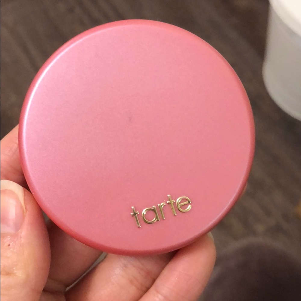 Tarte blush